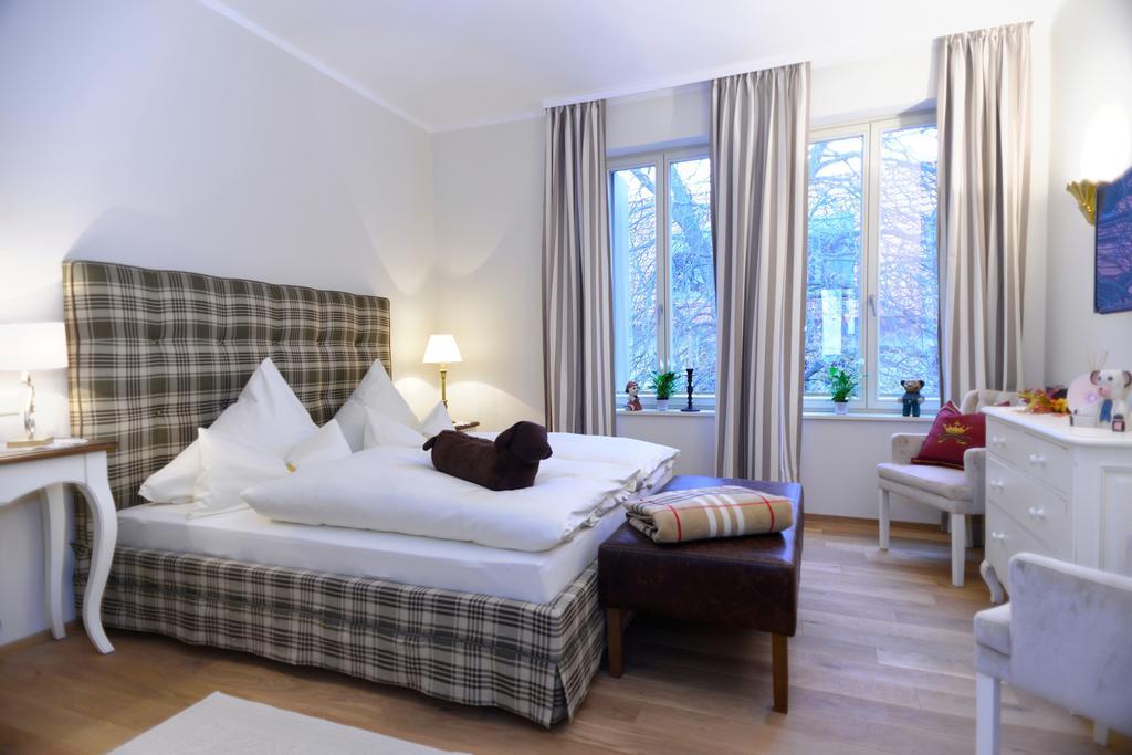 Schottennester Schlafen An Der Kraemerbruecke Erfurt Chambre photo