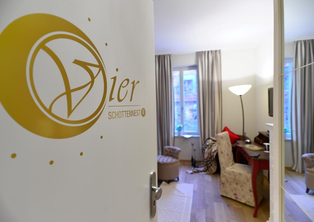 Schottennester Schlafen An Der Kraemerbruecke Erfurt Chambre photo